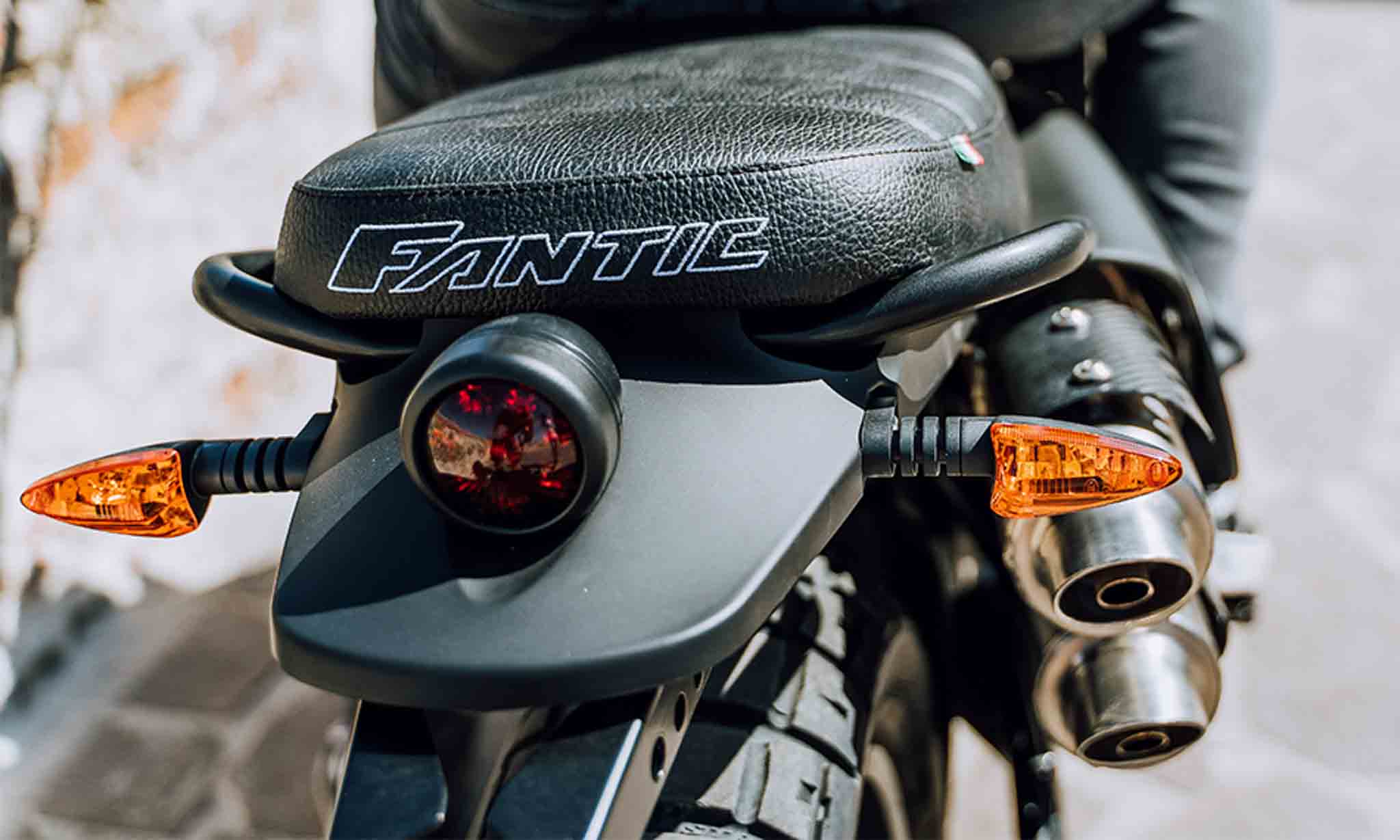 Fantic Motor: Heckverkleidung Schwarz Scrambler